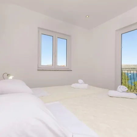 Mia Apartment